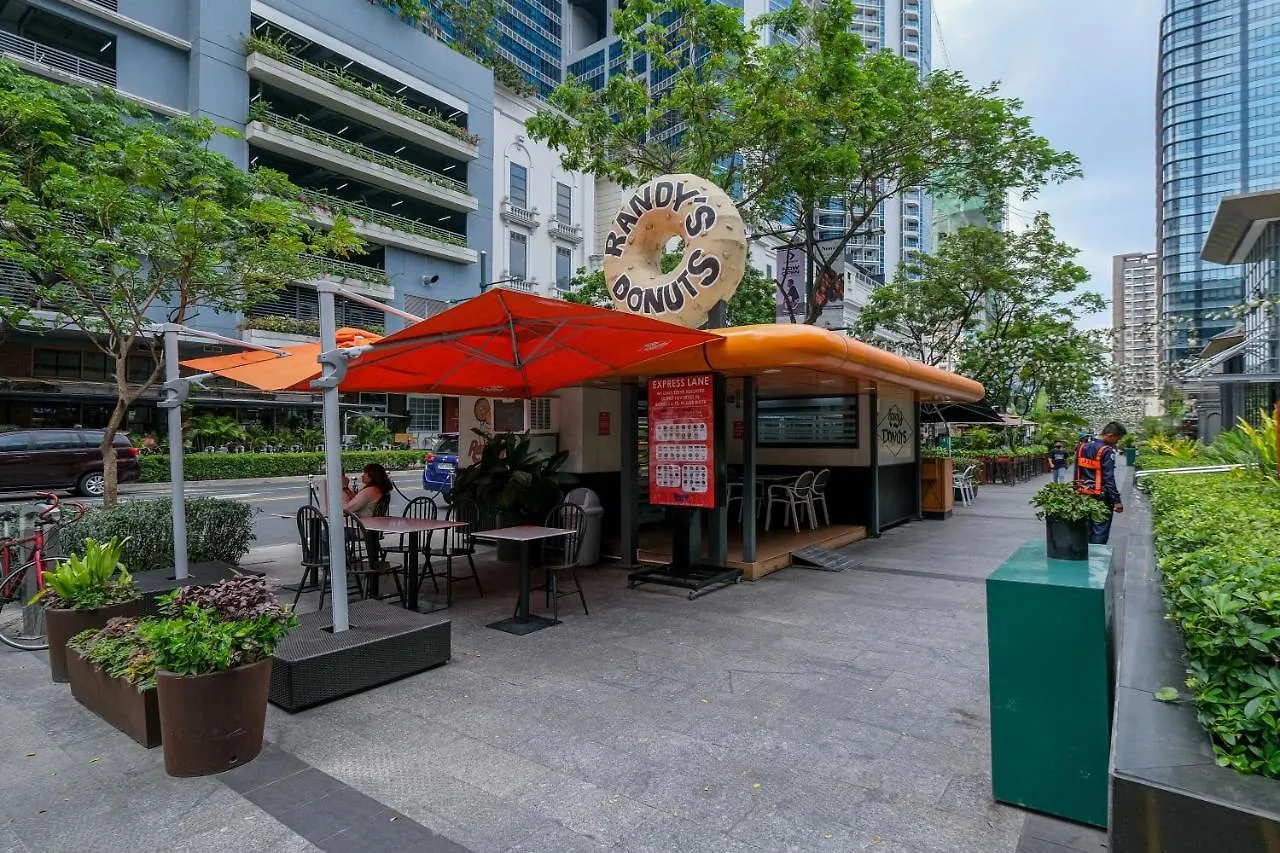 Aparthotel Amazing Unit And View In Uptown Parksuites Bgc Taguig Philippines