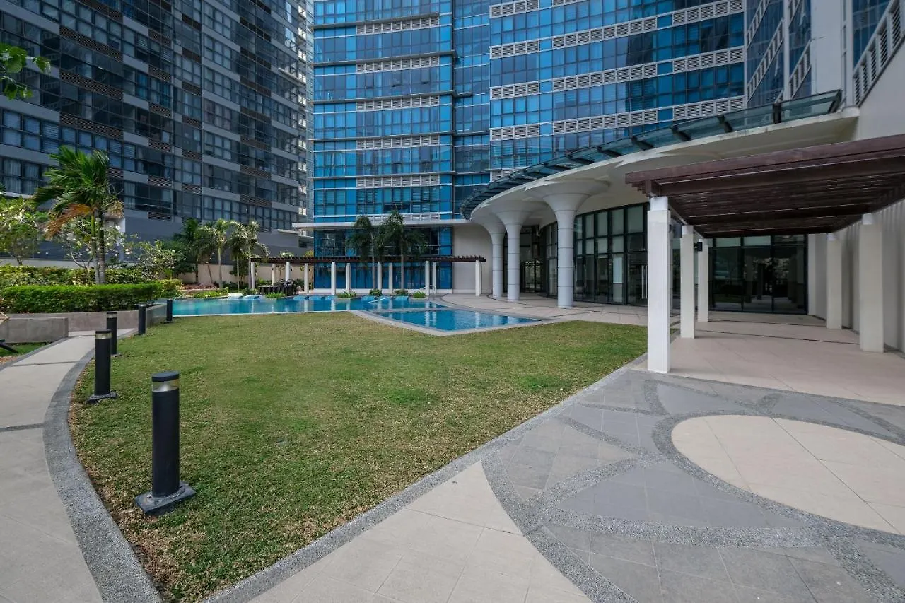 Amazing Unit And View In Uptown Parksuites Bgc Taguig Philippines