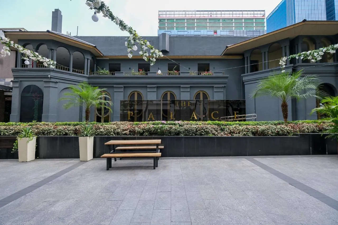 Amazing Unit And View In Uptown Parksuites Bgc Taguig Aparthotel