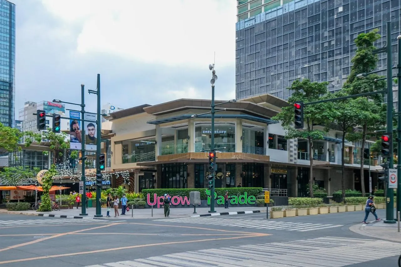Aparthotel Amazing Unit And View In Uptown Parksuites Bgc Taguig