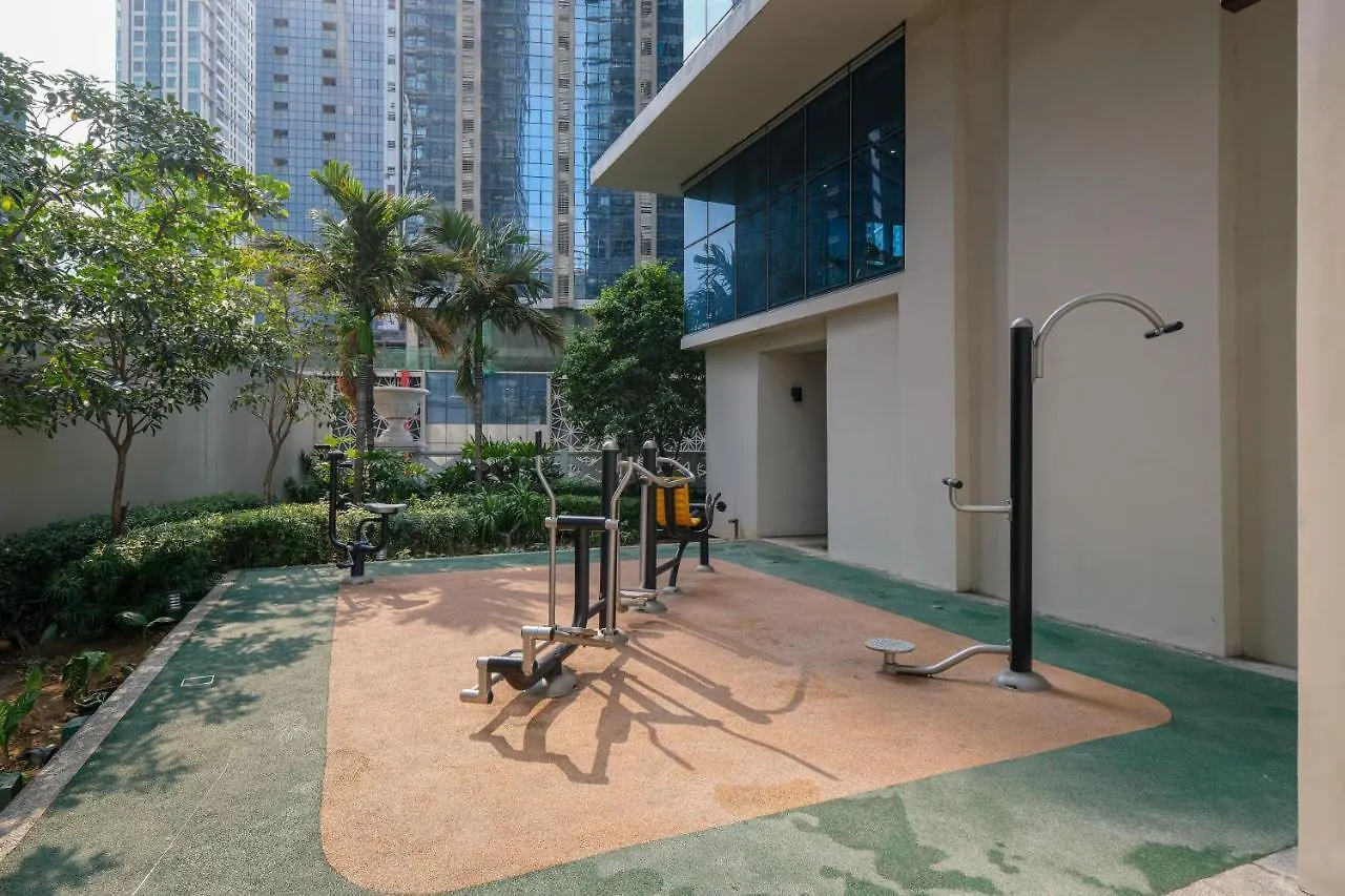 Amazing Unit And View In Uptown Parksuites Bgc Taguig Aparthotel